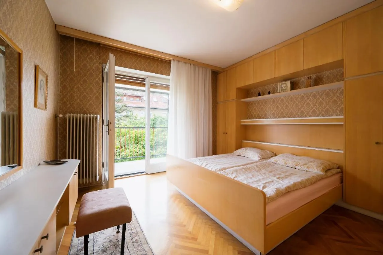 Ljubljana C17 4-Bedroom Private Row House With Garden And Parking Holiday home